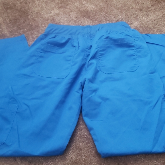 Scrub - Picture 2 of 3